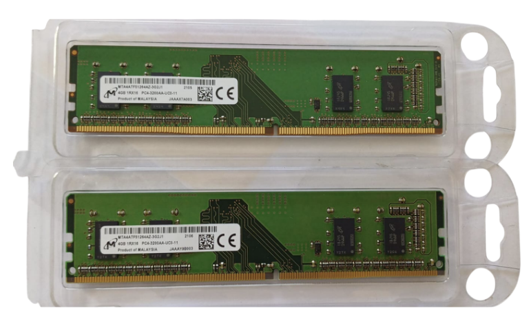 Memoria ram DDR4-4GB 3200 AA            